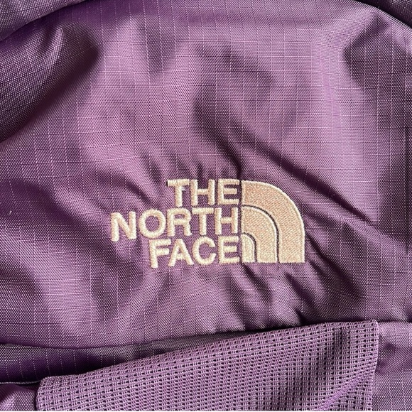 The North Face Recon Backpack - Picture 7 of 11